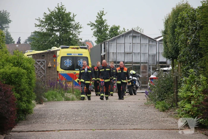 Persoon te water geraakt in Leidsche Trekvaart bij Tuinderij Buitenkans