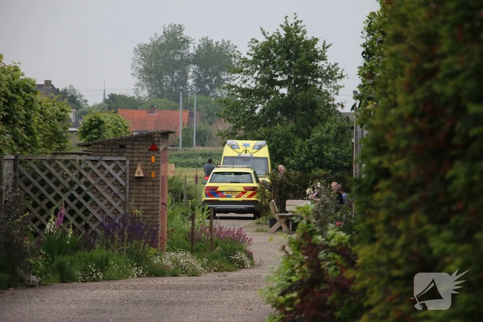Persoon te water geraakt in Leidsche Trekvaart bij Tuinderij Buitenkans