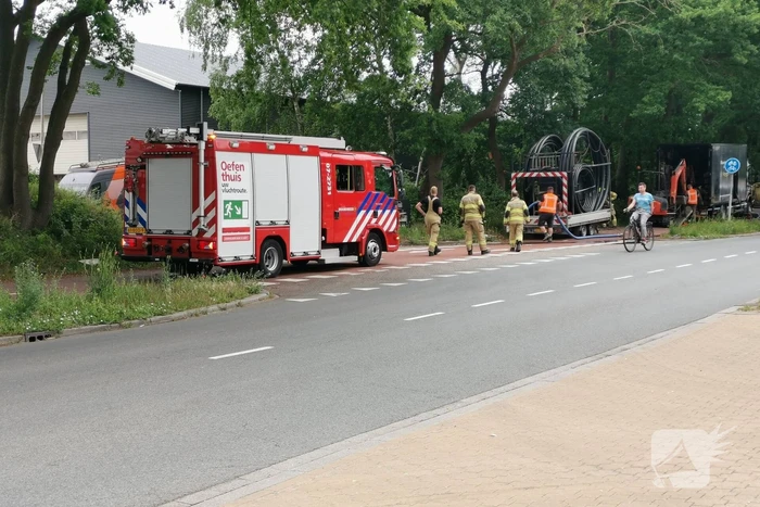Gasleiding geraakt bij graafwerkzaamheden langs fietspad