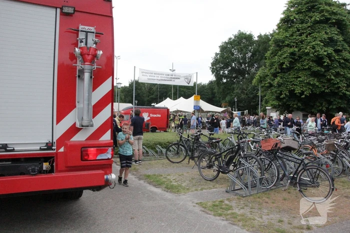 Frietkar vliegt in brand tijdens evenement