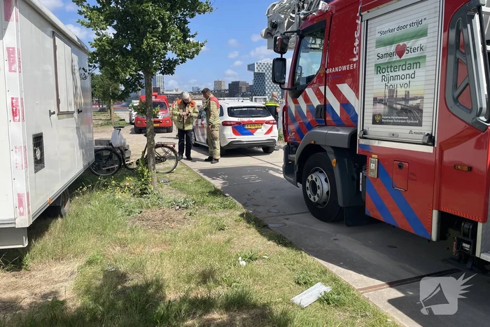 Persoon gewond na te water raken