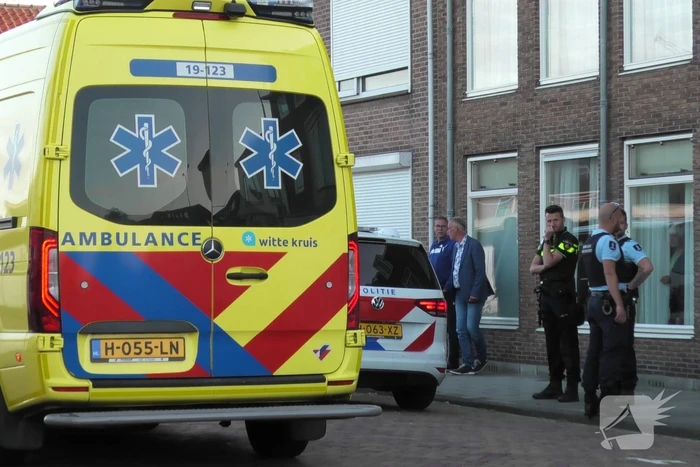 Gewonde bij mogelijk steekpartij