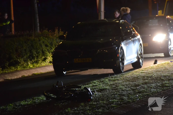 Fietser ernstig gewond bij aanrijding