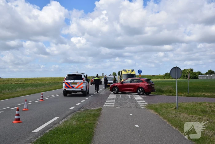 Fietser gewond bij botsing met auto