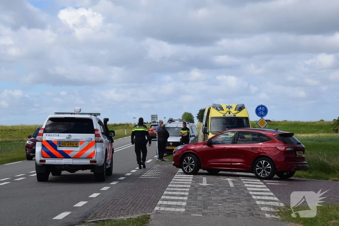 Fietser gewond bij botsing met auto
