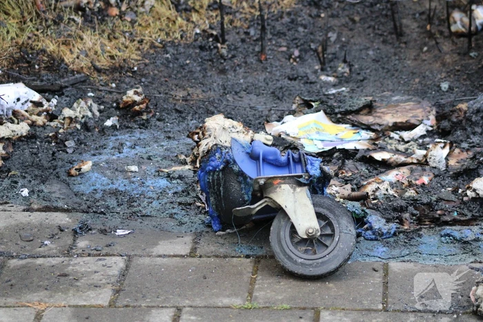 Vuilcontainer verwoest vanwege brand