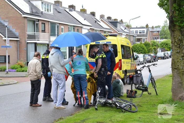Fietser gewond bij botsing met auto