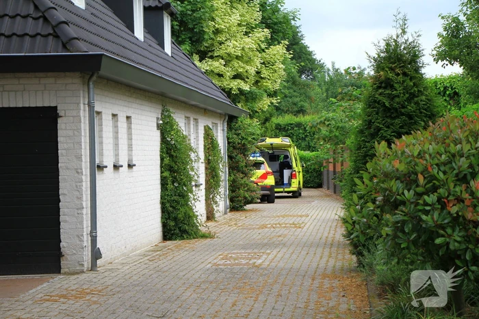 Traumahelikopter landt voor incident bij woning