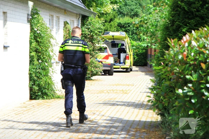 Traumahelikopter landt voor incident bij woning