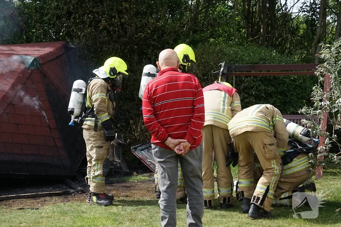 Tuinhuis op Camping Elizabeth Hoeve gaat in vlammen op