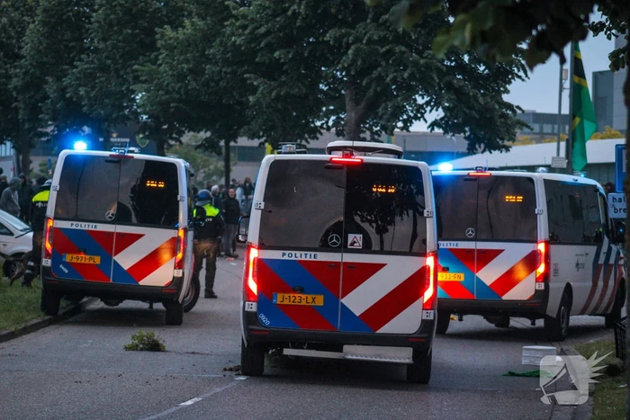 Rellen breken uit na verlies voetbalwedstrijd