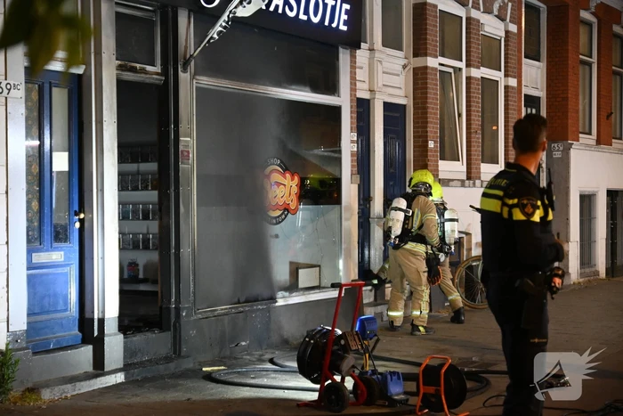 Woningen ontruimd door brandstichting bij winkel 't Kraslotje