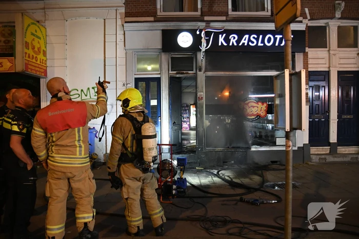 Woningen ontruimd door brandstichting bij winkel 't Kraslotje
