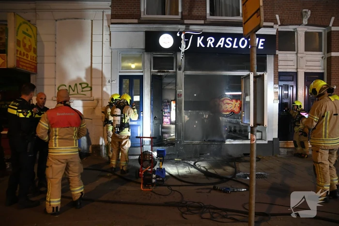 Woningen ontruimd door brandstichting bij winkel 't Kraslotje