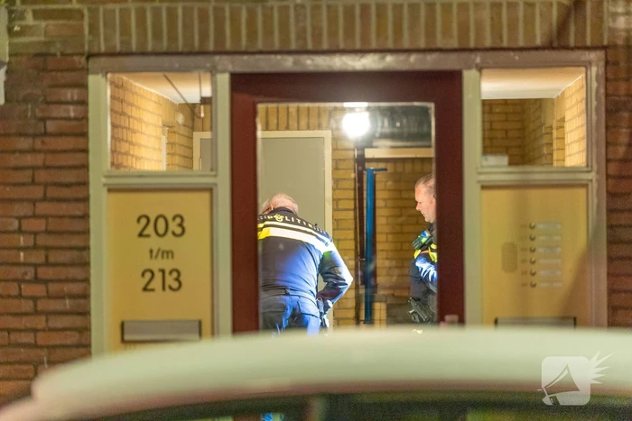 Twee gewonde en zes aanhoudingen na steekpartij
