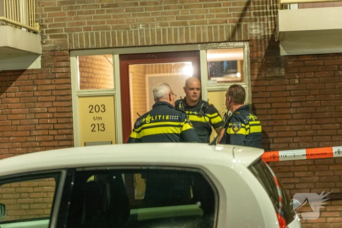 Twee gewonde en zes aanhoudingen na steekpartij