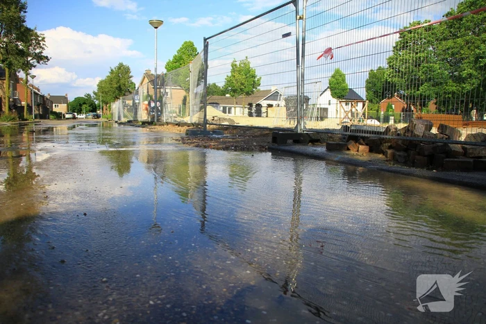 Huishoudens zonder water door lekkage
