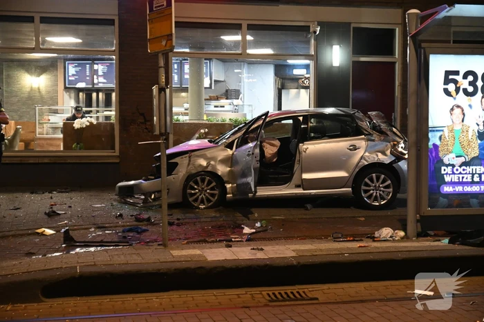 Gewonde bij crash na onbezonnen inhaalactie
