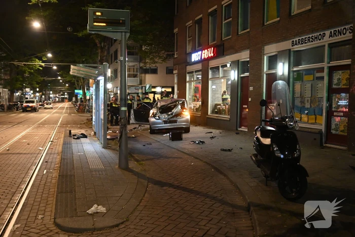 Gewonde bij crash na onbezonnen inhaalactie