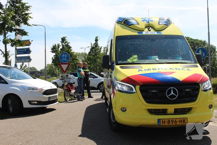 Brommerrijder gewond bij aanrijding met auto