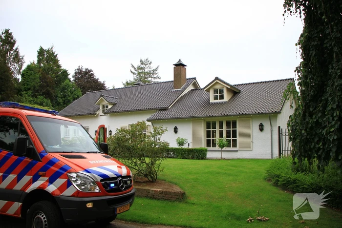 Lichte rookontwikkeling bij brand in woning