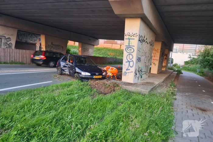Bestuurder aangehouden na eenzijdig ongeval