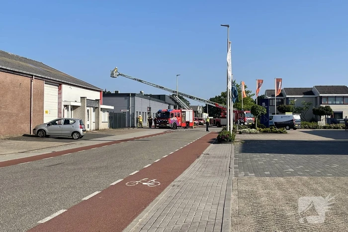 Brand in bedrijfspand metaalverwerker snel onder controle