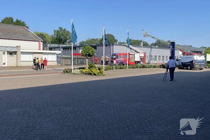 Brand in bedrijfspand metaalverwerker snel onder controle