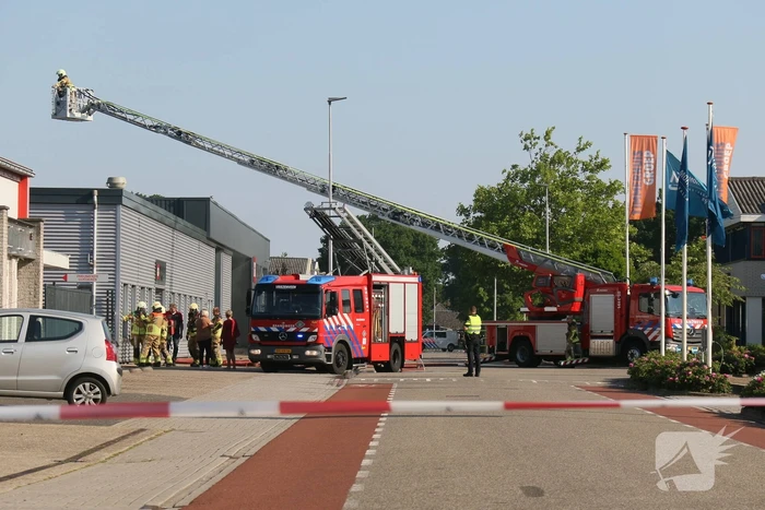 Brand in bedrijfspand metaalverwerker snel onder controle