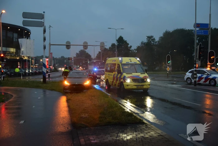 Schade na ongeval op kruising