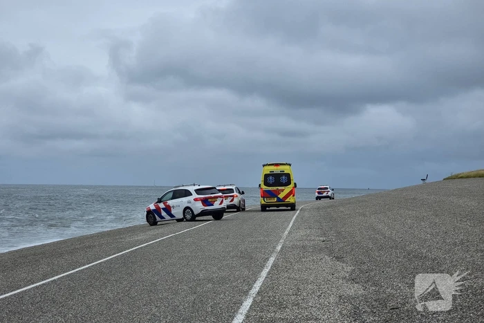 Hulpdiensten groots ingezet voor zwemmer