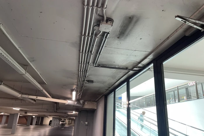 Brand in parkeergarage snel onder controle
