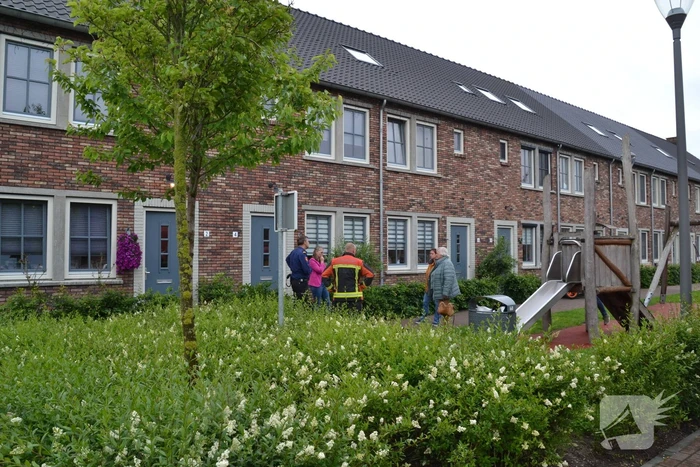 Bewoners ruiken aparte lucht in woning