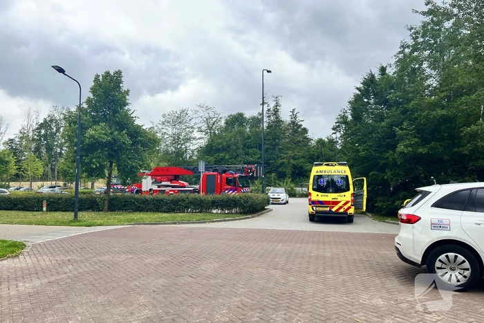 Zoekactie naar persoon in water bij Kasteel Erenstein