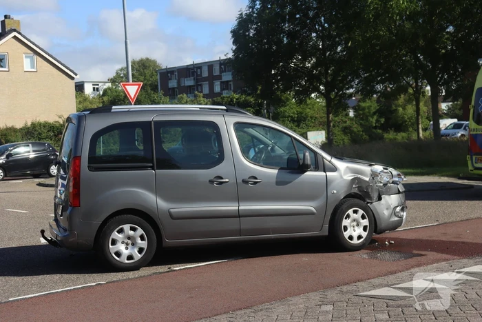 Schade bij aanrijding op kruising