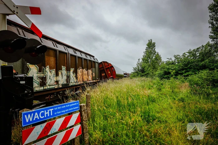 Wagon Ponlijn gekanteld