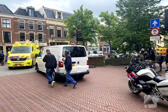 Fietser loopt botbreuken op bij aanrijding