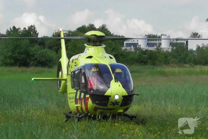 Traumahelikopter landt voor incident in woning
