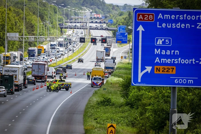 Snelweg dicht na zeer ernstig verkeersongeval
