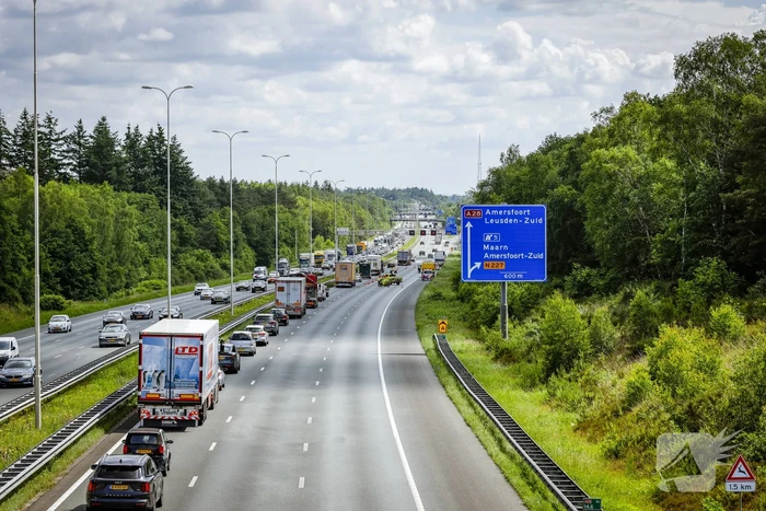 Snelweg dicht na zeer ernstig verkeersongeval
