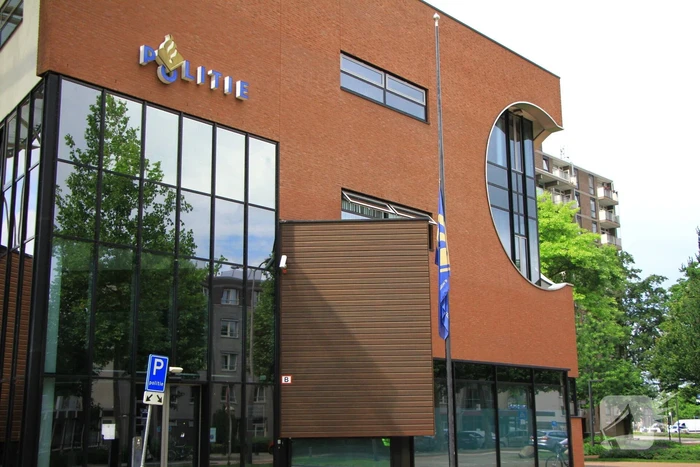Politie herdenkt overleden collega's