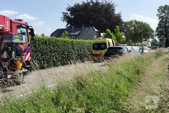 Motorrijder overleden bij botsing met auto