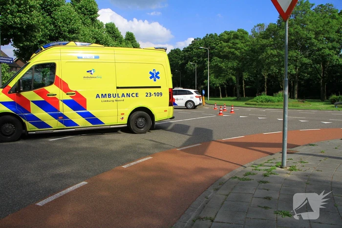Bestuurder rijdt door na aanrijding met fietsster