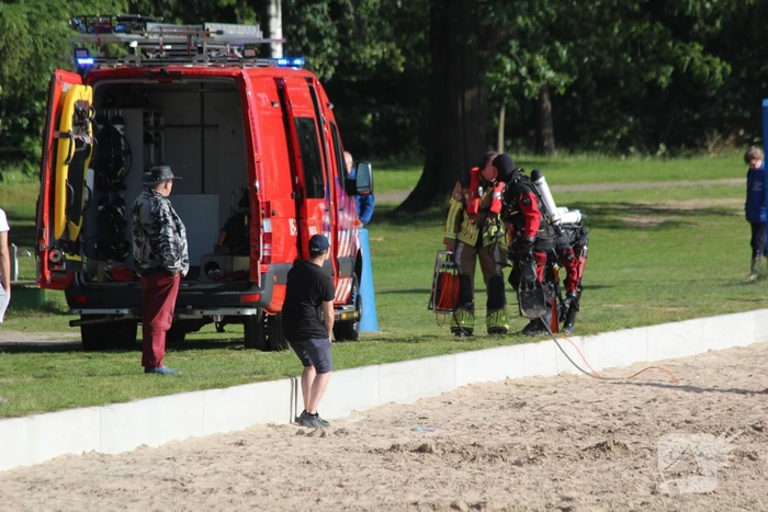 Grote zoekactie naar drenkeling in Hulsbeek Recreatiepark