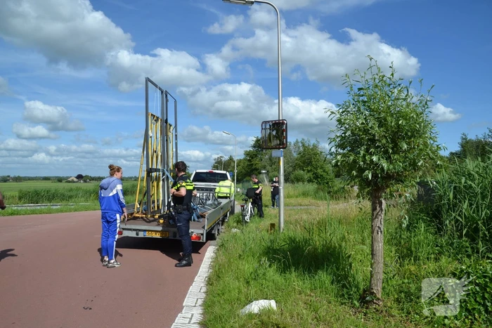 Moeder en kind ernstig gewond bij verkeersongeval