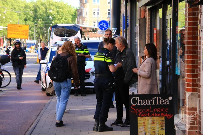 Geld buit gemaakt na overval op winkel