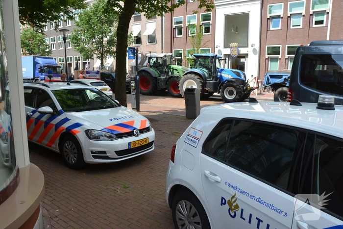 Boerenprotest bij gemeentehuis
