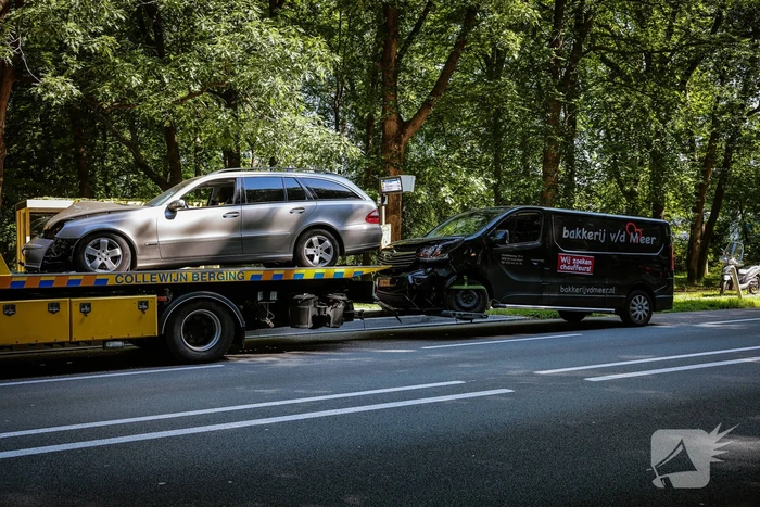 Schade na aanrijding bij stoplicht