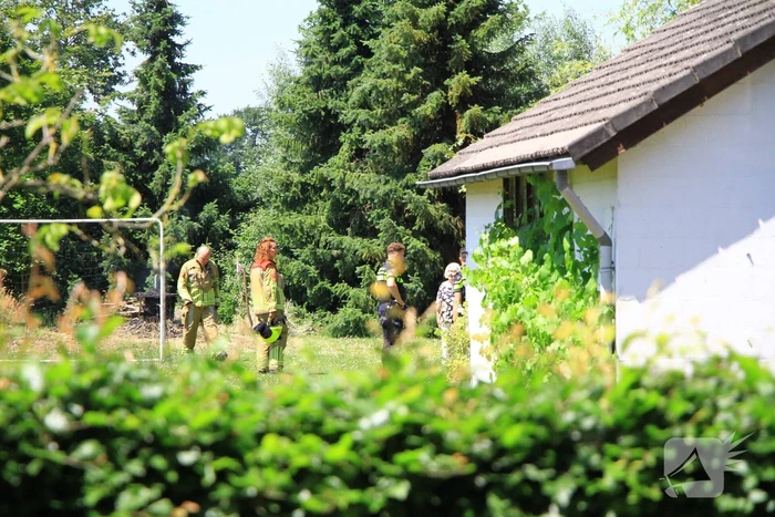 Veel rook bij verbranden van tuinafval
