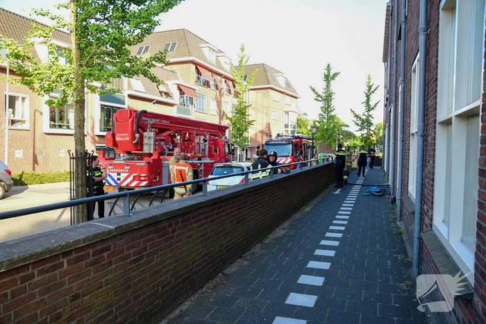 Brand in bloemenwinkel door onkruidverbranding